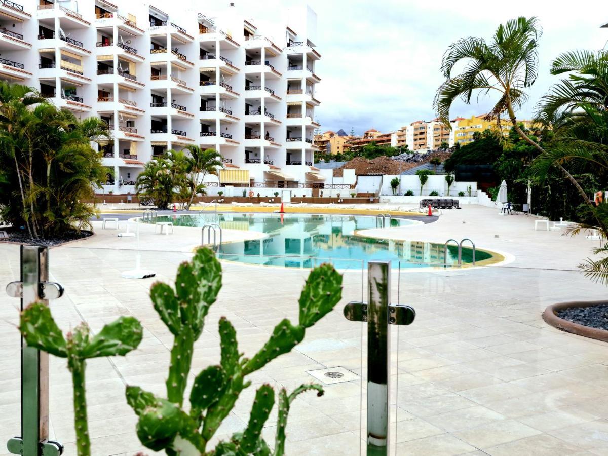Luxury San Marino Apartment & Pool View Лос Кристианос Экстерьер фото