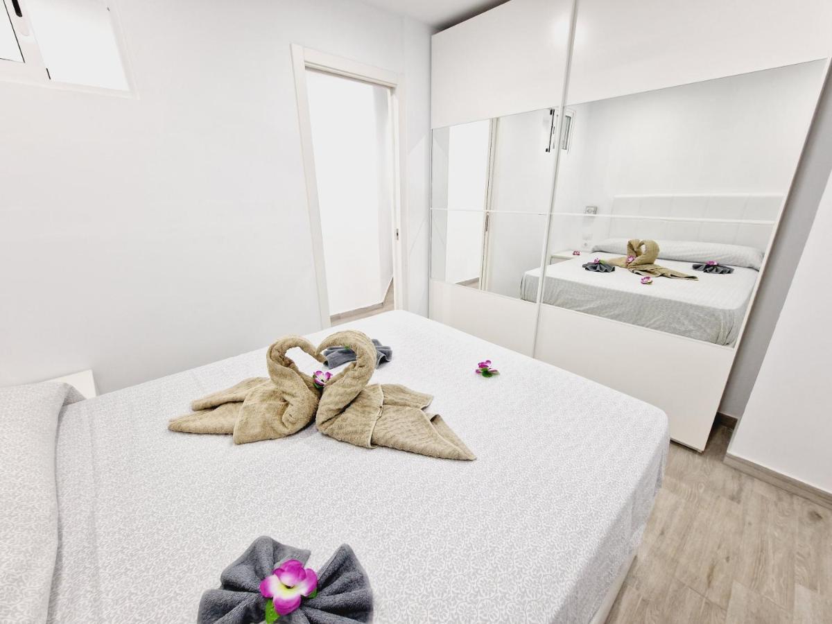 Luxury San Marino Apartment & Pool View Лос Кристианос Экстерьер фото